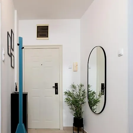 Aquarelle Apartment